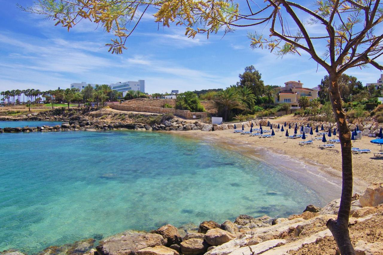 Meryl - Coralli Beachfront Apartment Protaras Esterno foto