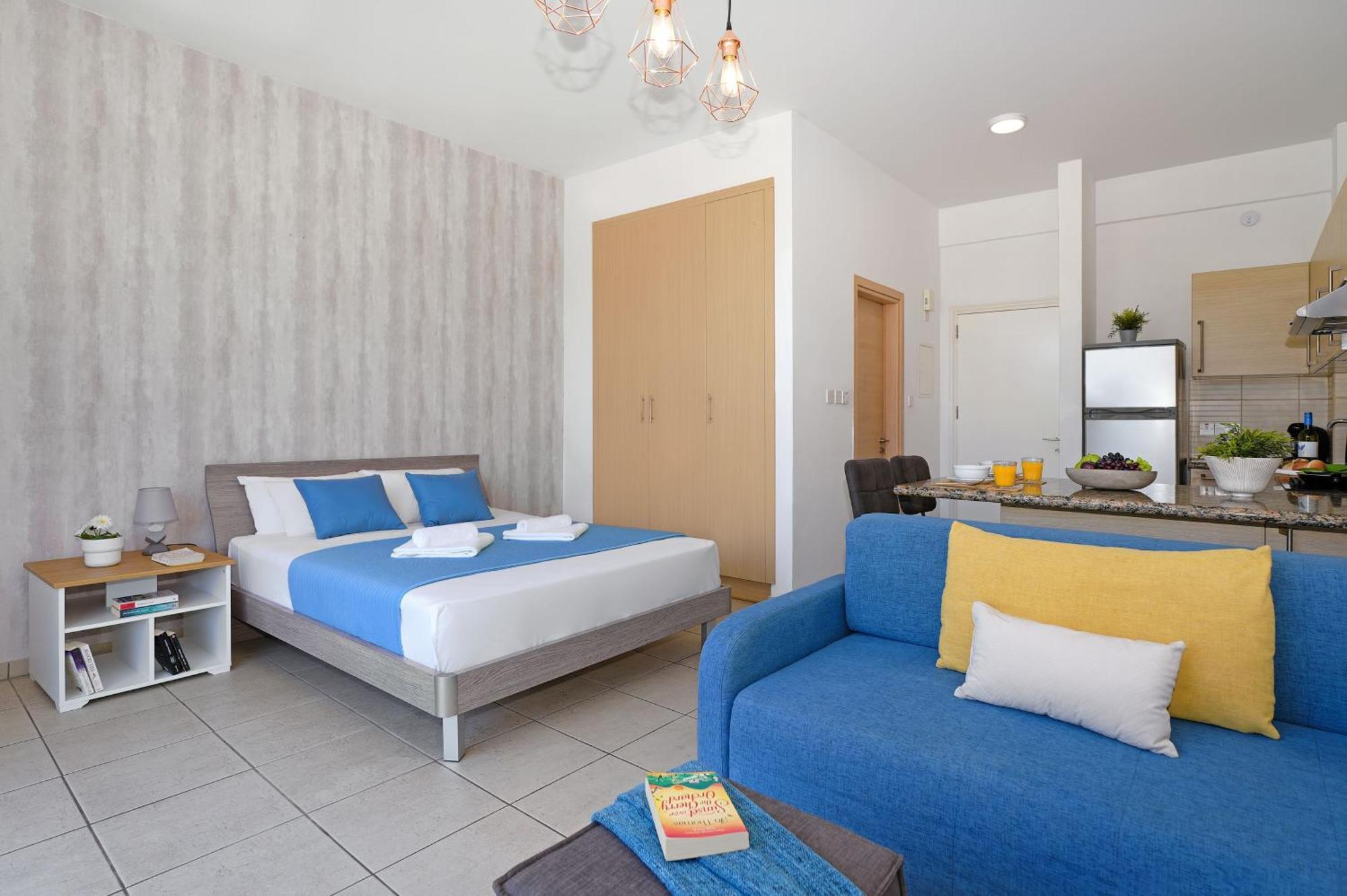 Meryl - Coralli Beachfront Apartment Protaras Esterno foto